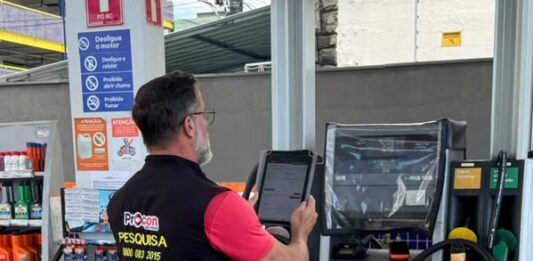 Operação Combustível Seguro do Procon-JP autua e interdita dois bicos de gasolina em posto na Torre