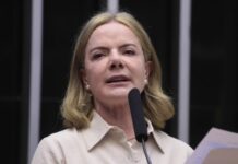 Gleisi critica EUA por fala de uso de “poder militar” contra o Brasil