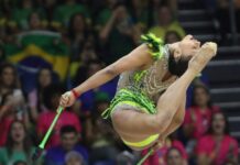 Brasil tem melhor resultado da história em Mundial de Ginástica Rítmica com Bárbara Domingos