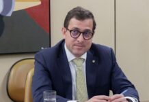 Gervásio Maia sinaliza que Lucas Ribeiro deve ter prioridade em sucessão ao governo do Estado