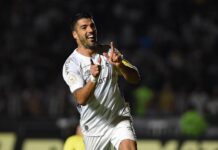 Grêmio supera Botafogo por 4 a 3 de virada