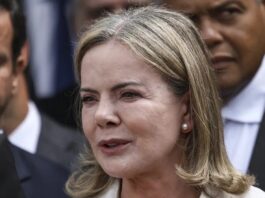 Gleisi confirma que deixa Secretaria de Relações Institucionais dia 31