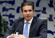 Hugo Motta diz que não houve tentativa de golpe no 8/1 e houve exageros nas condenações