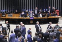 Câmara aprova regime de urgência para derrubar decreto de alta do IOF