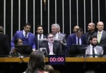 Câmara aprova criação de 200 novos cargos no STF; custo ultrapassa R$ 7,8 milhões