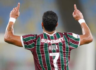 Fluminense vira sobre o Remo e se mantém firme no G-4 do Brasileirão