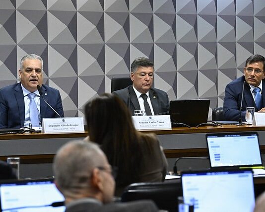 CPMI do INSS encaminha ao STF pedido de prisão preventiva de 21 pessoas