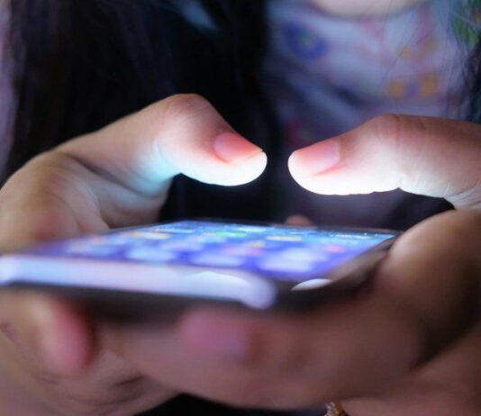 Leitura entre adolescentes atinge pior nível deste século