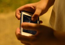 Pesquisa mostra que 95% das crianças e adolescentes acessam internet