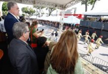 João Azevêdo acompanha desfile de 7 de Setembro em João Pessoa