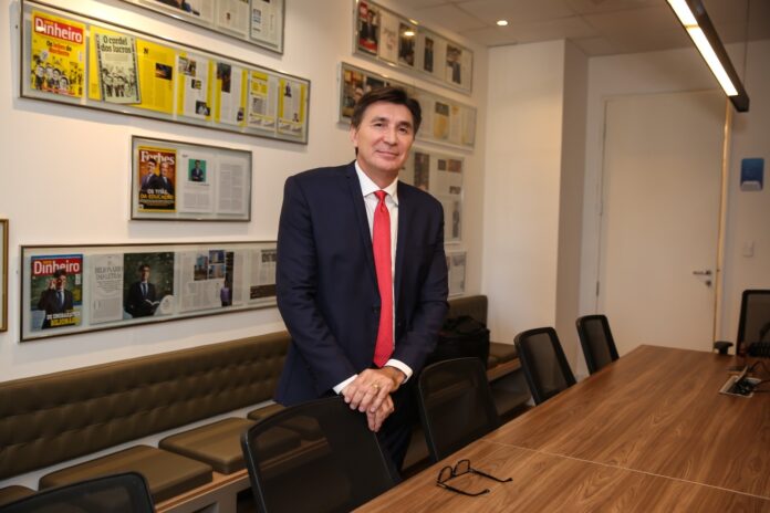 jdcdd2c8cc-63df-48cc-95bb-9610a37d7012