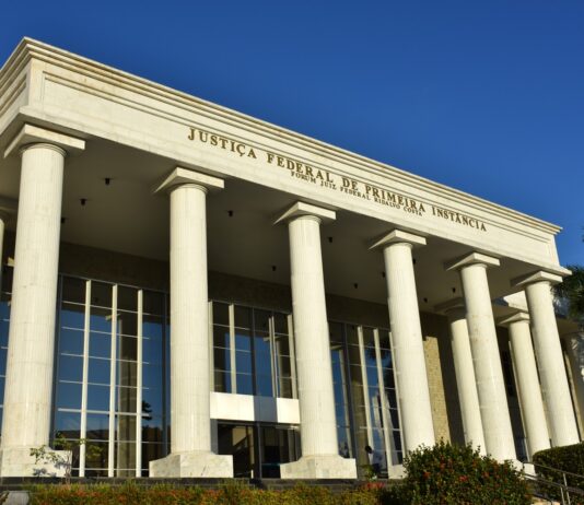 Operação Outside: Ex-servidora da prefeitura de Patos e empresário são condenados por corrupção