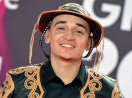 Cantor João Gomes é internado e cancela shows