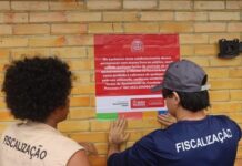 Quiosques podem ser multados por cobrar uso de banheiro na orla de João Pessoa