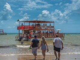 Paraíba tem três trechos de praias impróprios para banho
