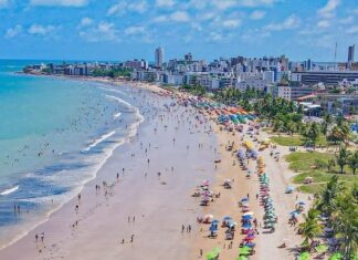 Paraíba tem três trechos de praias impróprias para banho neste fim de semana; confira lista