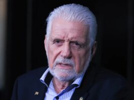 Jaques Wagner deixa liderança do governo Lula em meio a caso Master