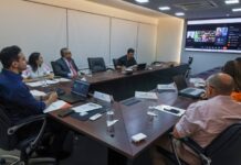 Governador reúne prefeitos de cidades afetadas pela chuva na Paraíba