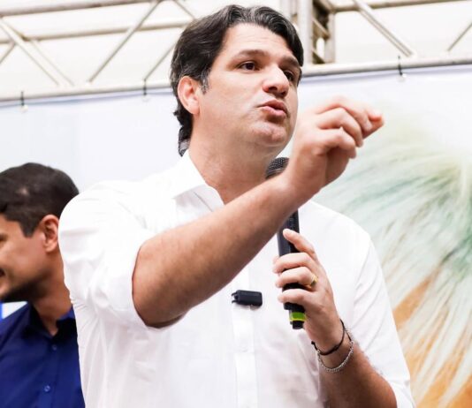 Leo Bezerra anuncia construção de shopping popular para retirar ambulantes do Centro de João Pessoa