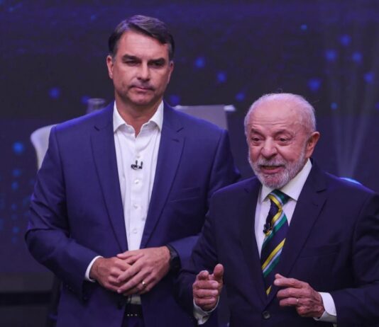 Lula condiciona ida ao debate na Globo à abertura de sigilos de Flávio Bolsonaro