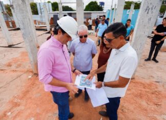 Leo Bezerra inspeciona construção de Ninho do Saber no Jardim Cidade Universitária e celebra ritmo de obras em 13 unidades de ensino