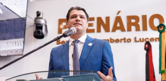 Leo Bezerra reforça parceria entre Prefeitura e Câmara Municipal na abertura dos trabalhos legislativos