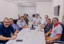 Leo Bezerra reúne Emlur, sindicato e empresas de limpeza urbana para garantir serviços de qualidade para a população