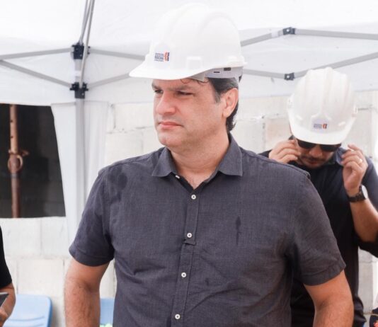 Leo Bezerra projeta entrega dos residenciais Beira Rio e Rio Paraíba e reforça avanço habitacional, com novas moradias e reformas para centenas de famílias