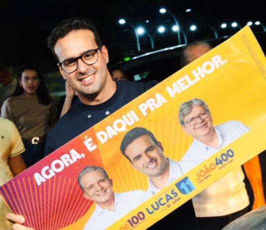 Lucas Ribeiro oficialmente campanha ao Governo da Paraíba com adesivagem em João Pessoa