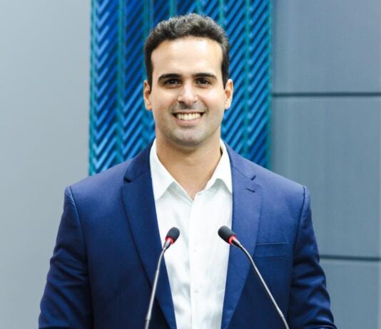 Lucas Ribeiro anuncia ampliação do Centro do Autista de Campina e nova UTI aérea