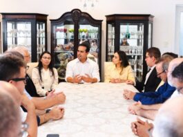 Lucas e lideranças da Igreja Católica alinham ações de assistência social