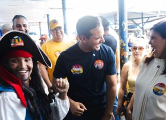 Lucas visita Feira do Grotão e garante ampliação de crédito para pequenos empreendedores