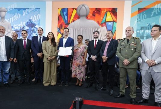 Governador Lucas Ribeiro empossa novos secretários e destaca compromisso com ritmo de entregas à população da Paraíba