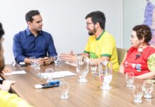 Lucas recebe Sintepb, reafirma compromisso com professores e destaca avanços da educação na Paraíba