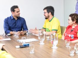 Lucas recebe Sintepb, reafirma compromisso com professores e destaca avanços da educação na Paraíba