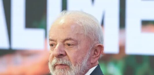 Lula vai ao hospital em SP para acompanhamento de procedimentos