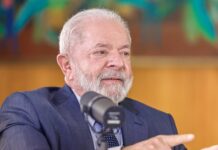 Lula anuncia isenção de visto a cidadãos chineses