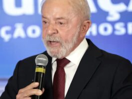 Médico diz que Lula retirou lesão e deve repousar nos próximos dias