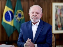 No Brics, Lula defende meios alternativos para trocas comerciais