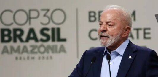 Lula inicia radioterapia após retirada de lesão no couro cabeludo