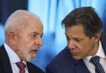 Presidente Lula assina projeto de lei da Isenção de IR para quem recebe até R$ 5 mil