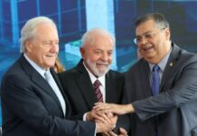 Lula empossa Ricardo Lewandowski no Ministério da Justiça