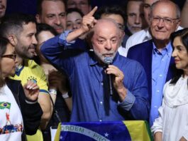 Lula agradece eleitores e critica empresas de tecnologia em discurso da vitória