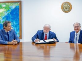 Lula e Alckmin se reúnem para discutir últimos detalhes do plano de contingência contra tarifaço