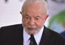 Tarifaço é culpa de Lula para 35% dos brasileiros e de Bolsonaro para 22%, diz Datafolha