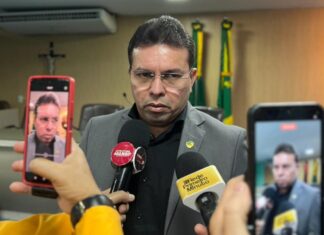 Vereador Márcio da Eletropolo reitera pedido e busca garantir iluminação de rua para moradores do Sítio Estreito