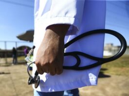 Saúde entrega 3 mil kits de telessaúde e lança edital para expandir atendimento a distância