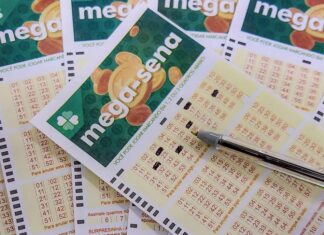 Mega-Sena acumula para R$ 135 milhões; confira as dezenas sorteadas