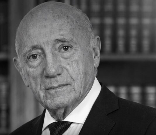 Bruno lamenta a morte do ex-secretário Milton Gomes Soares e decreta luto oficial de três dias em Campina Grande