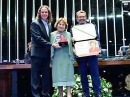 Nilda Gondim recebe a Comenda Ceci Cunha no Senado e Veneziano ressalta trabalho da Bancada Feminina na Casa